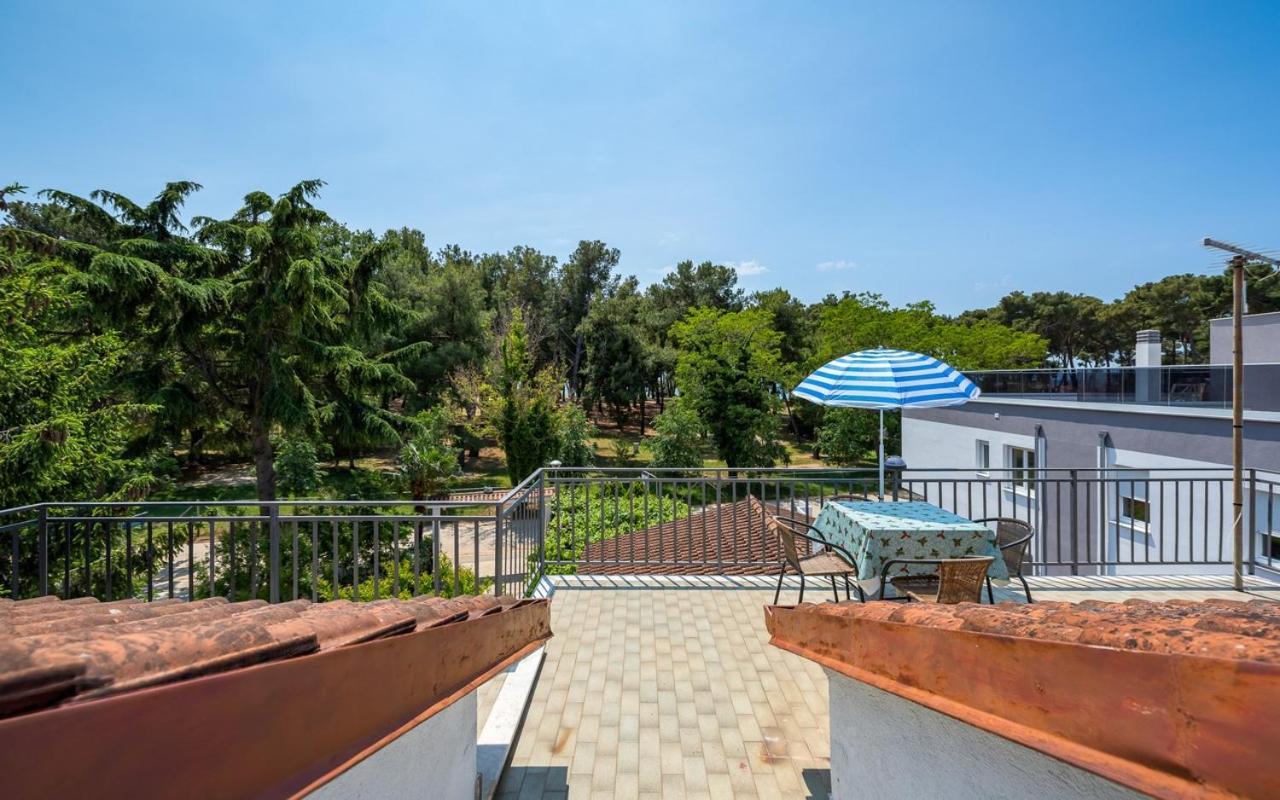 Apartmani Lido Bašanija Extérieur photo
