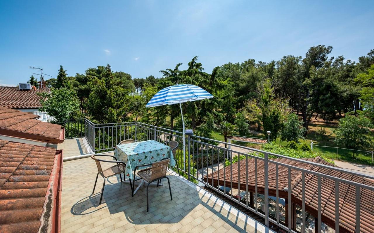 Apartmani Lido Bašanija Extérieur photo